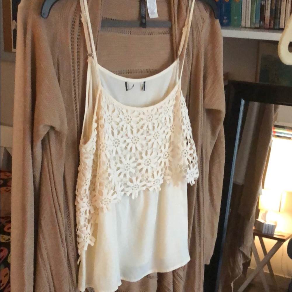 Cream adjustable flowered tank